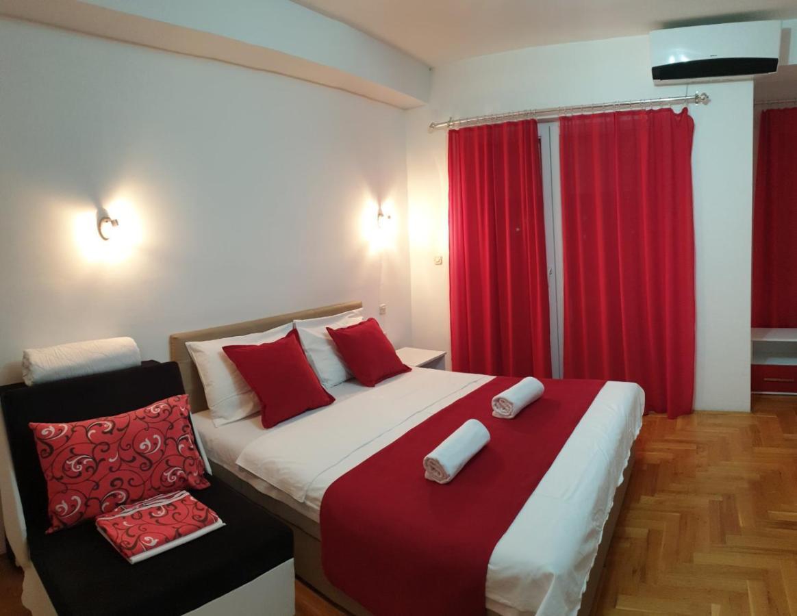 Front Beach Exclusive Apartments Struga Buitenkant foto