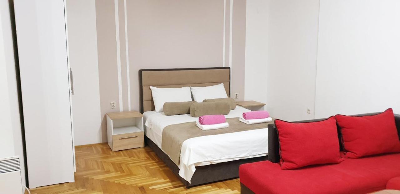 Front Beach Exclusive Apartments Struga Buitenkant foto