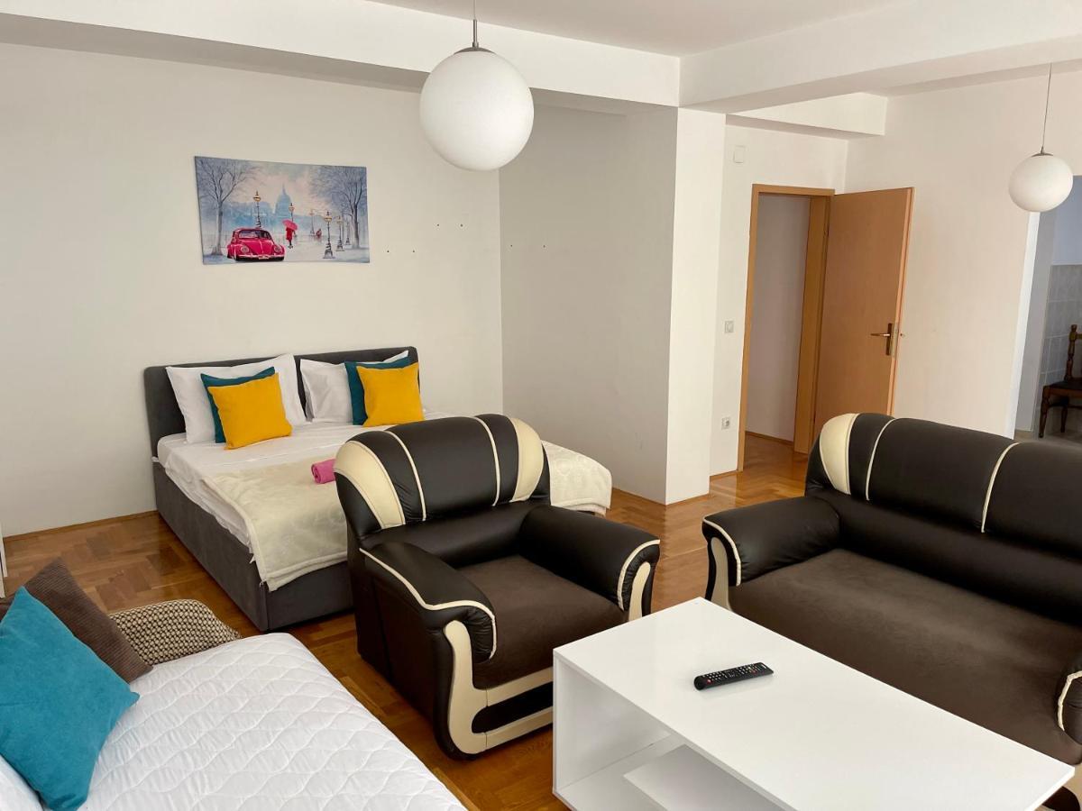 Front Beach Exclusive Apartments Struga Buitenkant foto