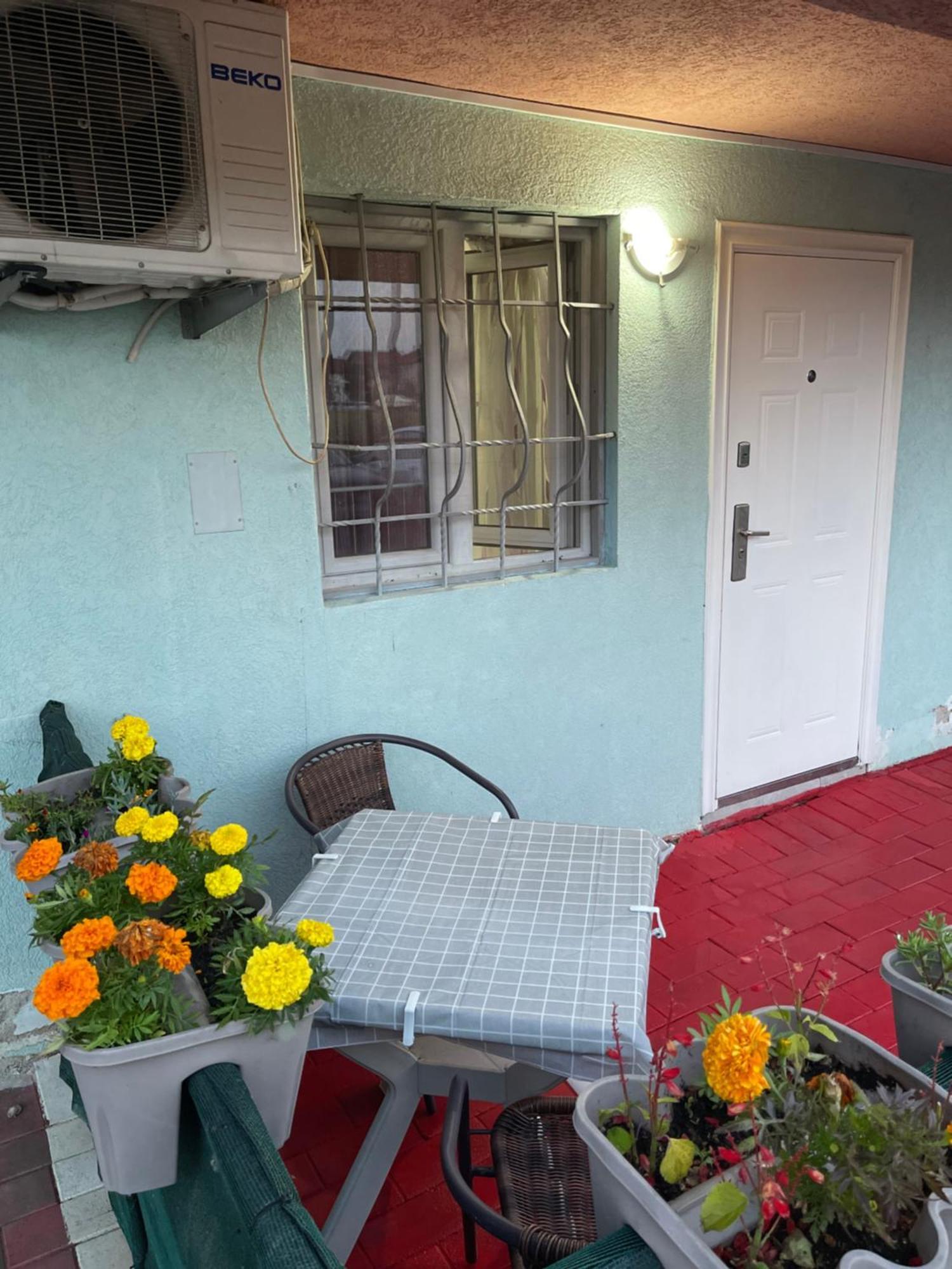 Front Beach Exclusive Apartments Struga Buitenkant foto